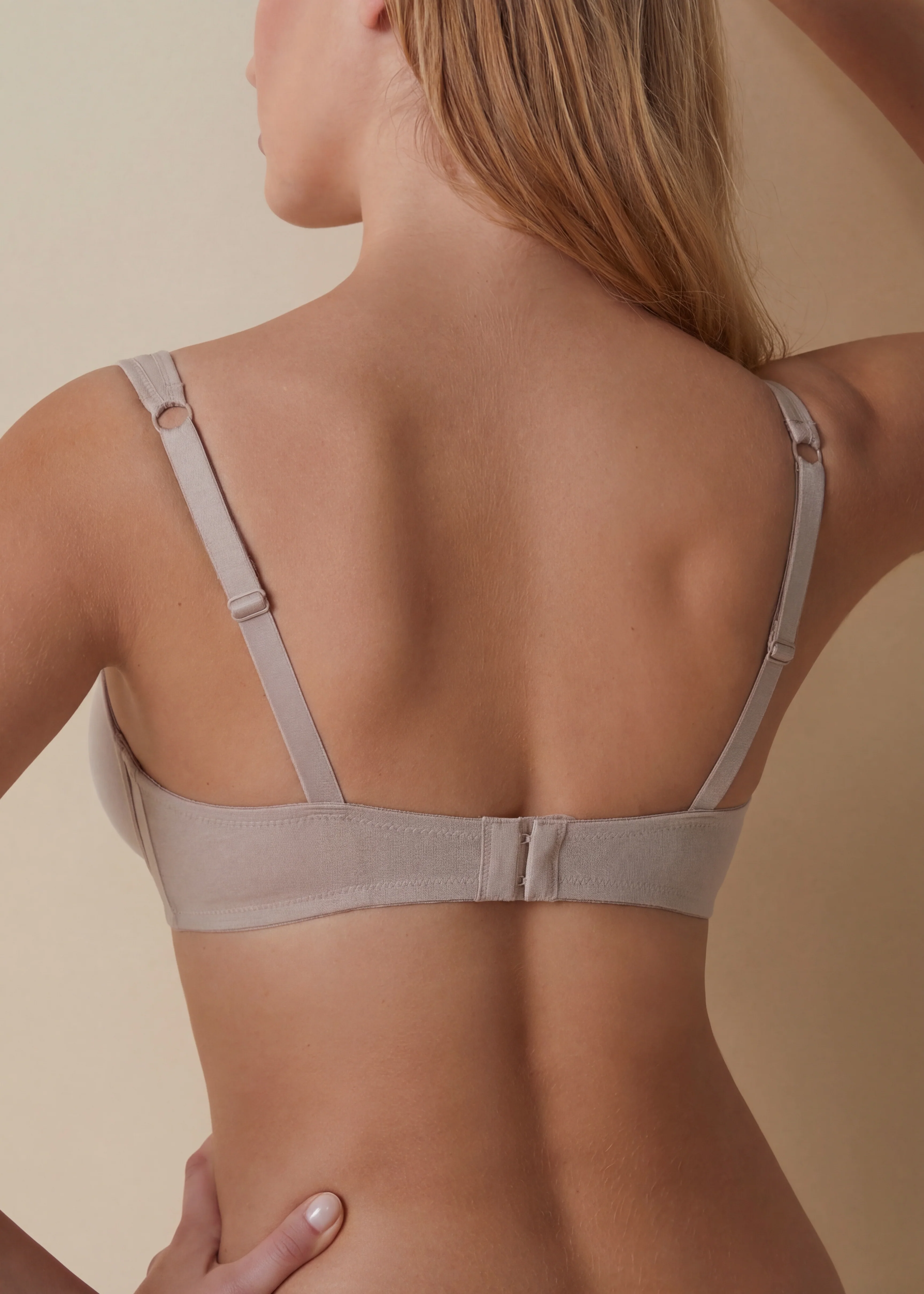 Reggiseno con ferretto senza imbottitura con dettagli in tulle e fiocchetto - Image 9