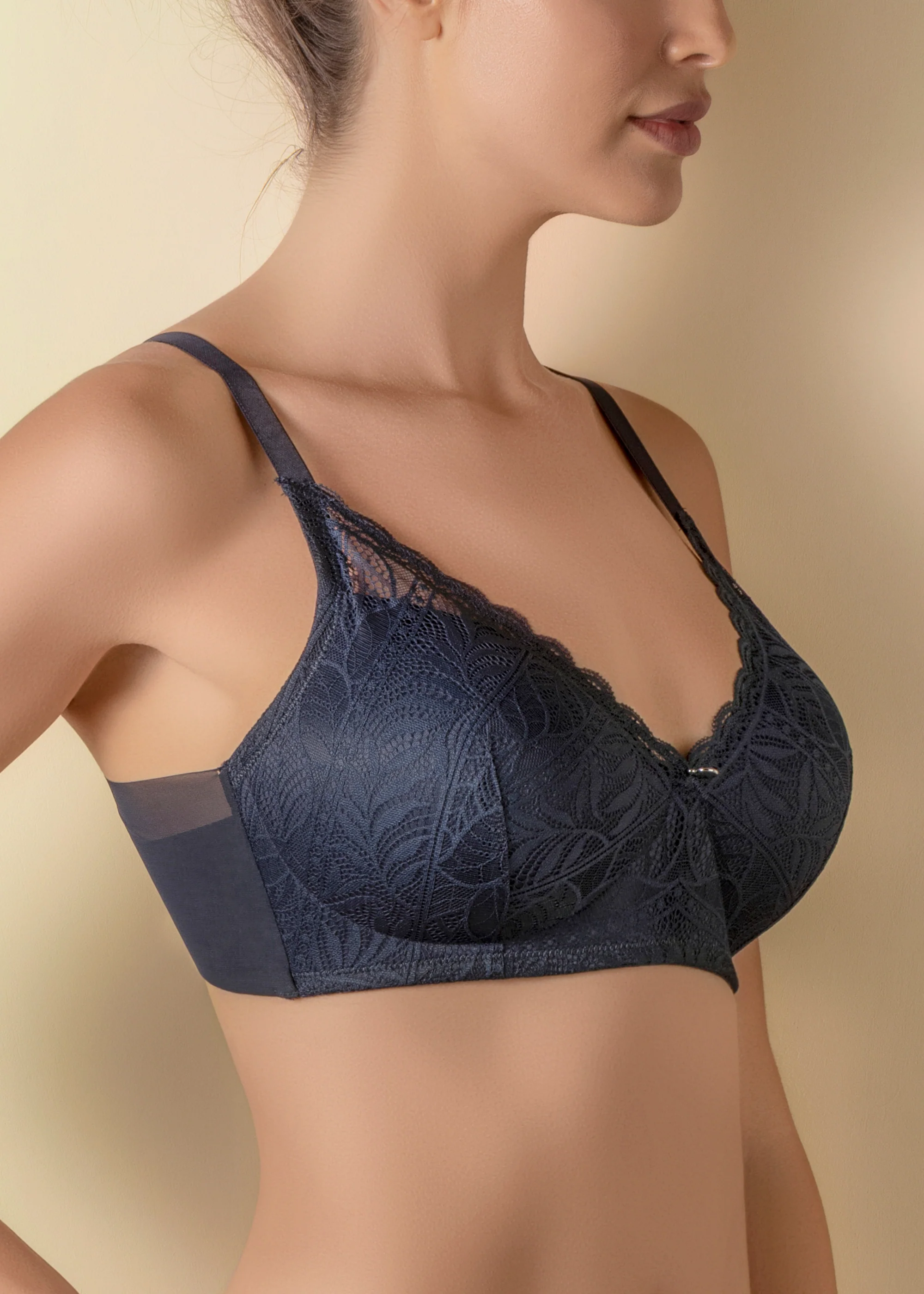 Reggiseno in pizzo floreale con fascia in tulle e leggera imbottitura senza ferretto - Image 9