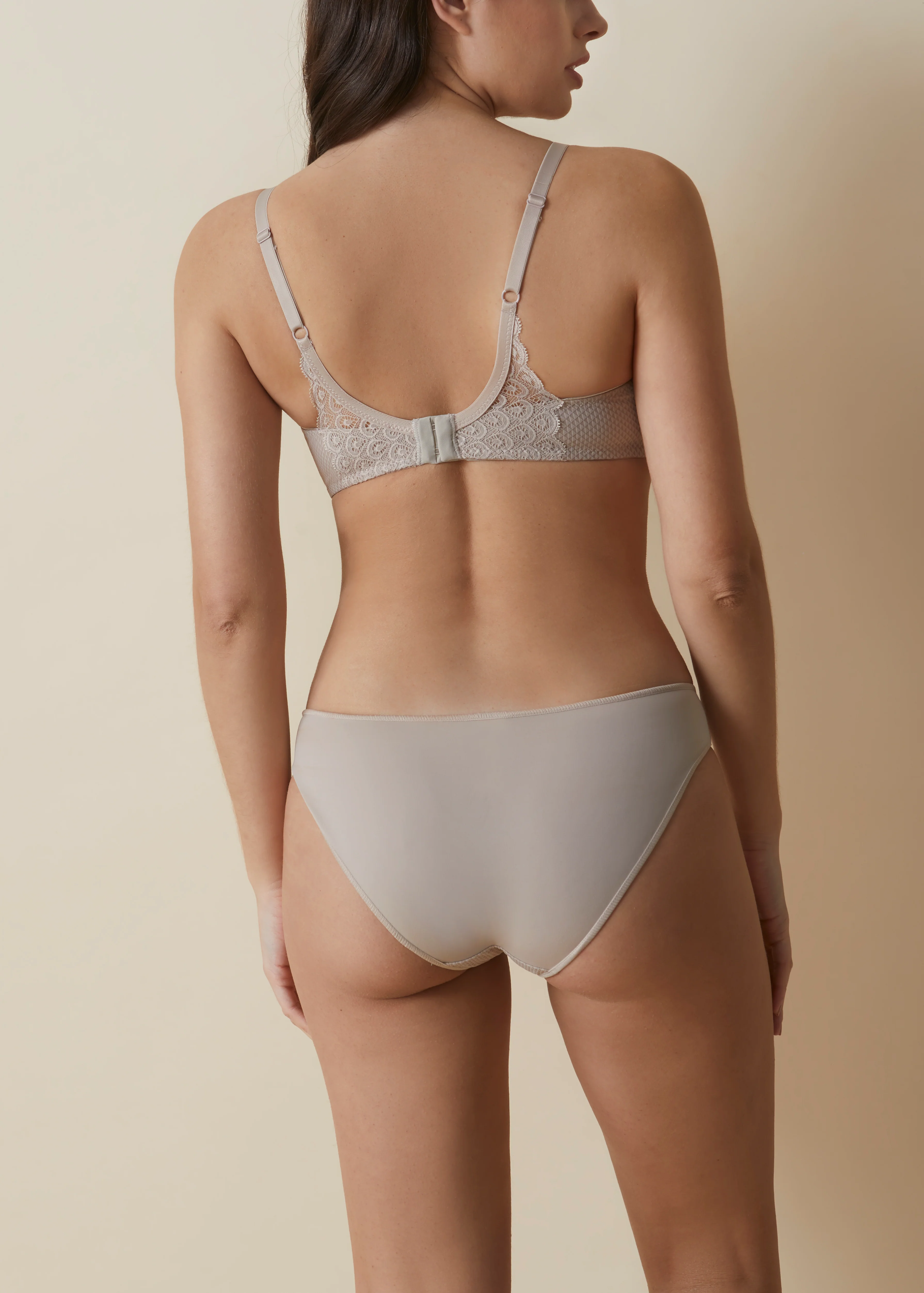 Reggiseno in pizzo e tessuto a nido d'ape con ferretto senza imbottitura - Image 27