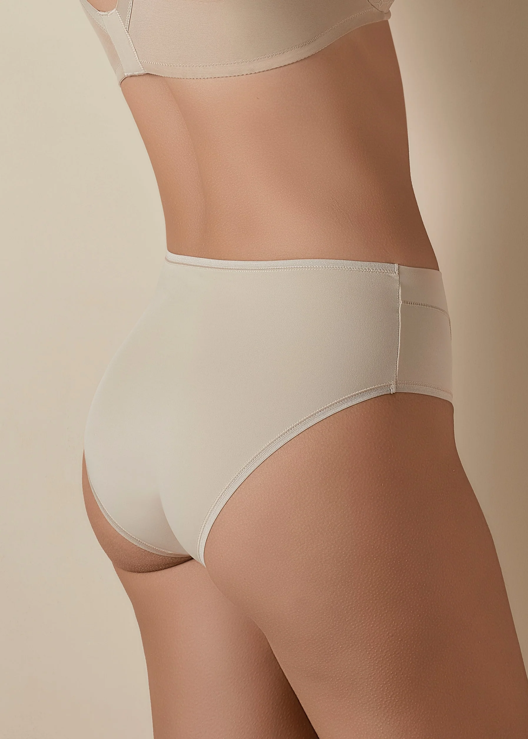 Slip a vita alta con trama geometrica leggermente contenitivo - Image 14
